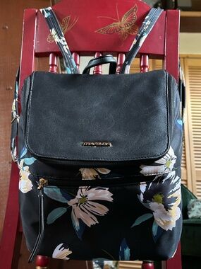 Travelon Black Floral Print Antitheft Backpack
